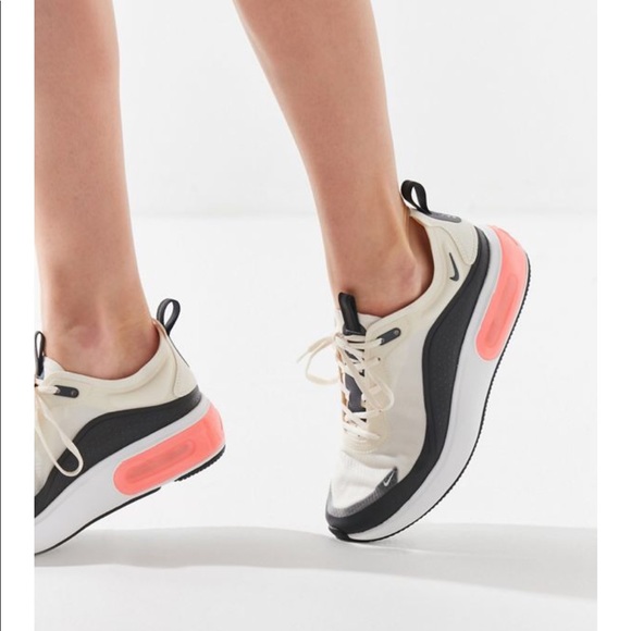 nike air max dia pale ivory